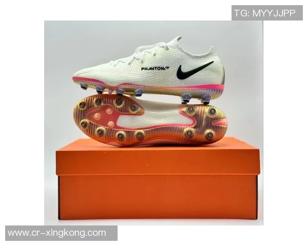 耐克科比联名球鞋重磅回归融入足球鞋设计灵感引发期待