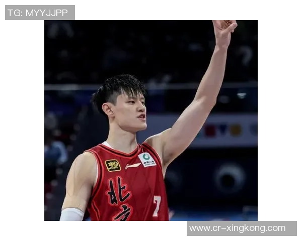 北京男篮提前布局曾凡博被篮网裁掉后仍有机会重返赛场